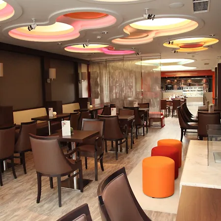 酒店 Kolping Family